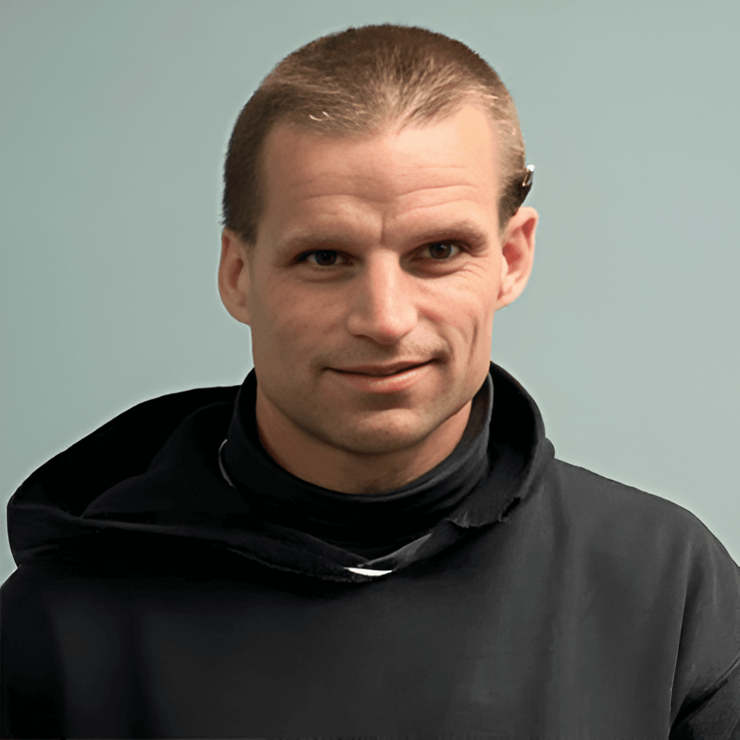 Eric v2 picsart aiimageenhancer